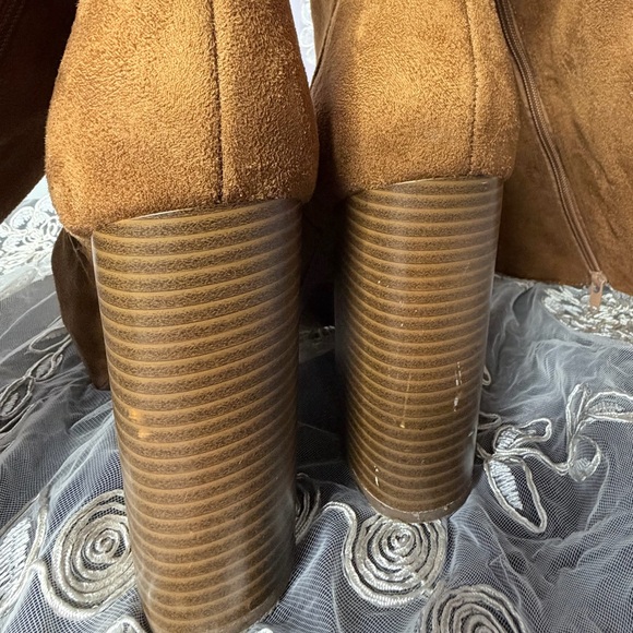 Elegant Wide Calf Tan Suede Platform Heeled Boots - Picture 8 of 15